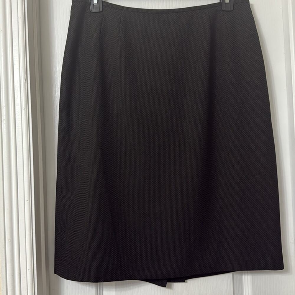 Jones wear suit black skirt size 16